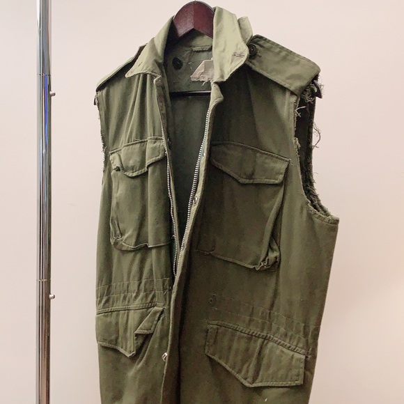 Vintage Army Vest - Picture 2 of 5